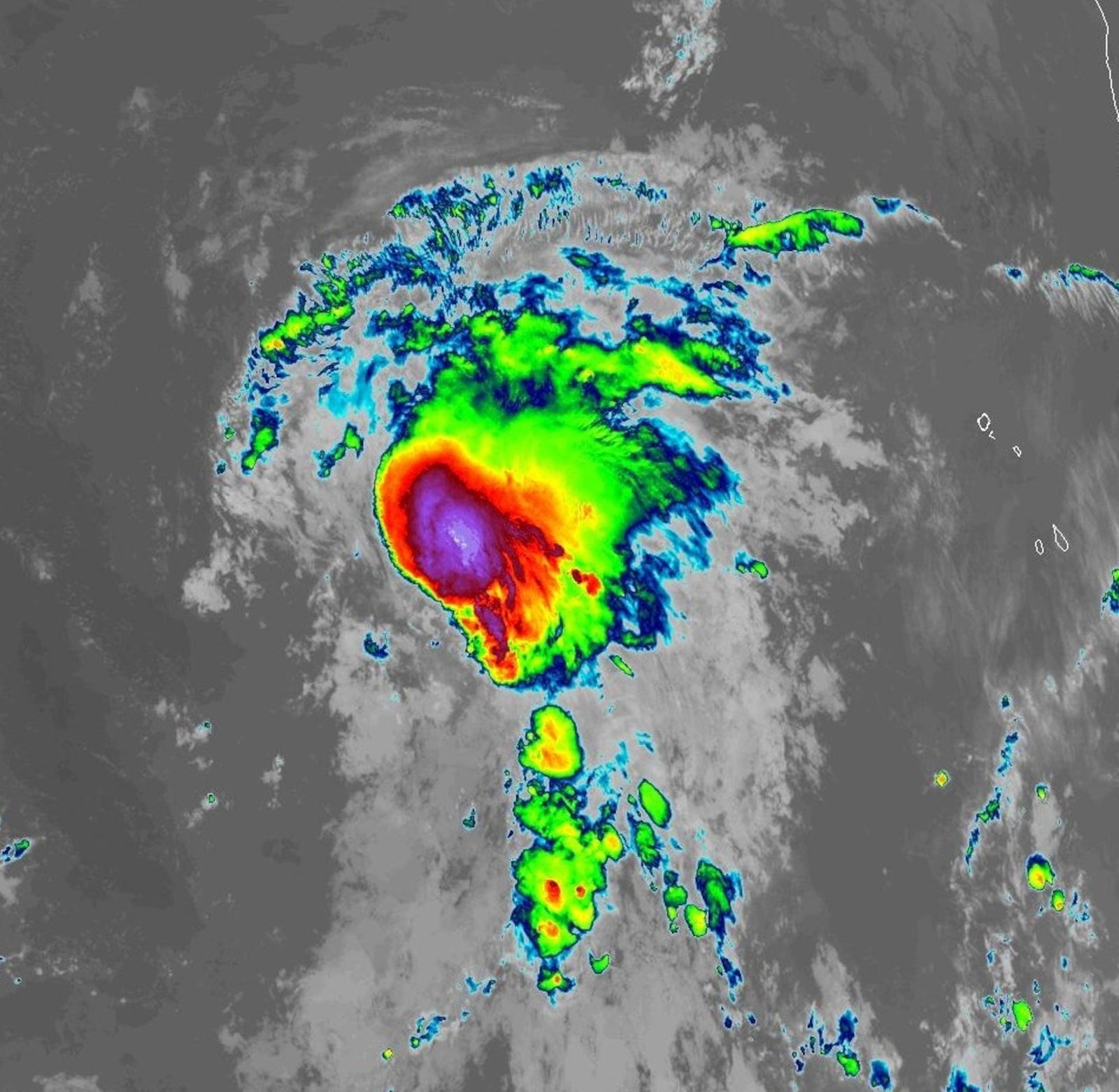 nace-la-tormenta-tropical-lorenzo-en-el-atlantico-central