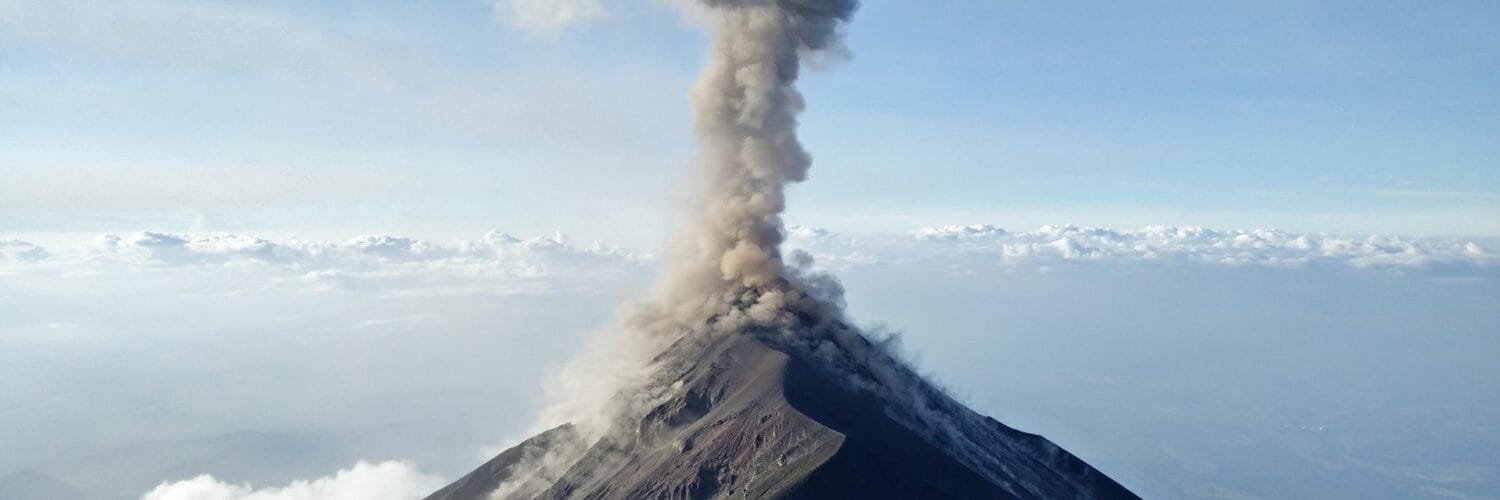 mapa-interactivo-de-volcanes-activos-y-terremotos-recientes